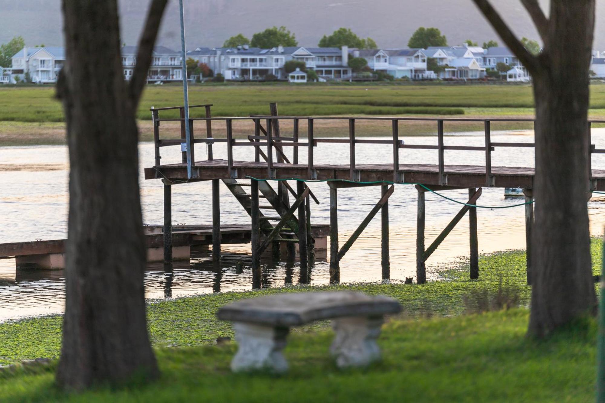 River Club Getaways * Knysna