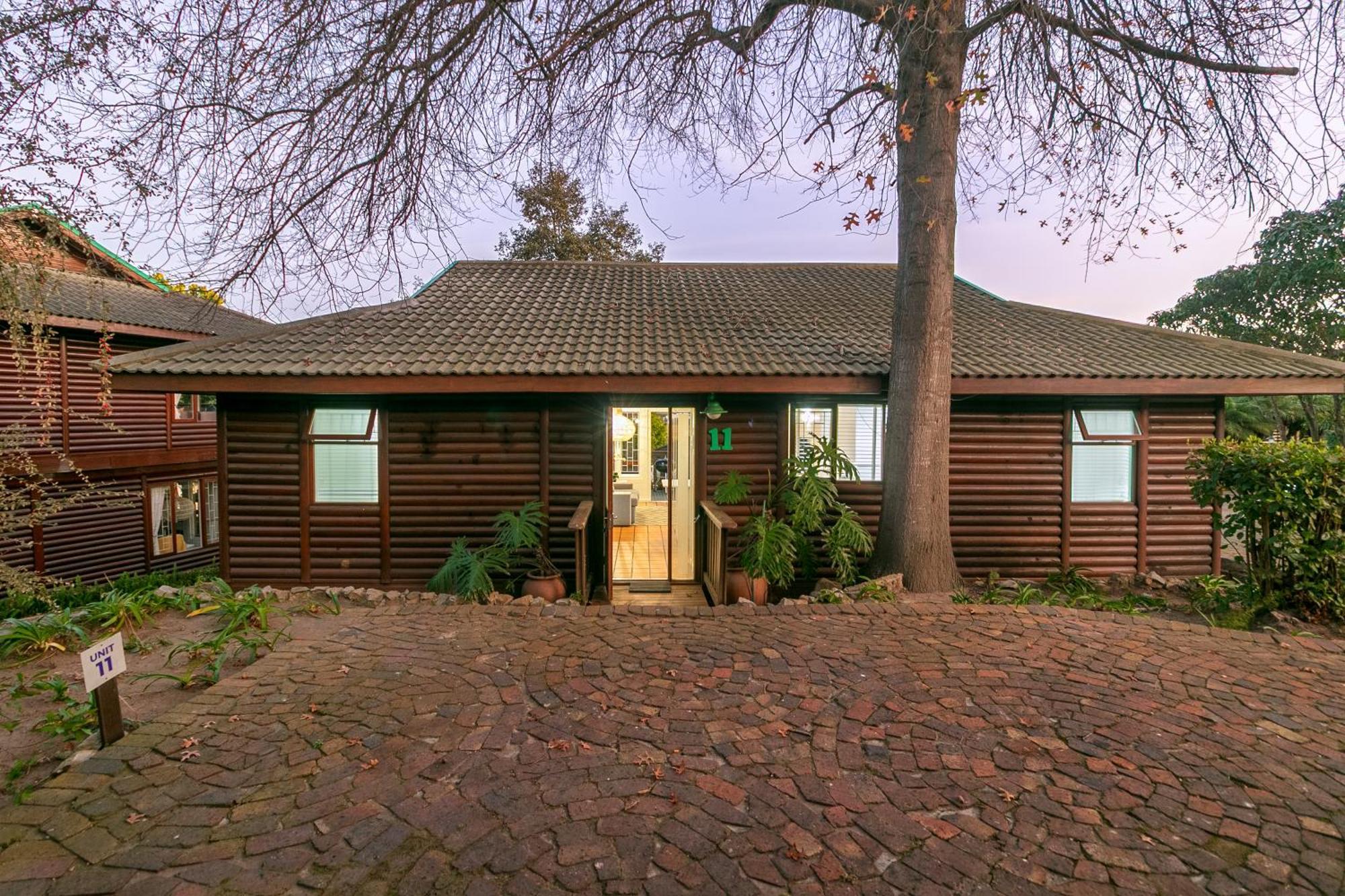 River Club Getaways Chalet Knysna